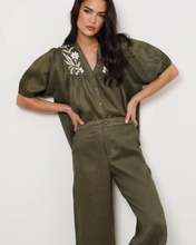 Load image into Gallery viewer, Alessia Embroidered Pants