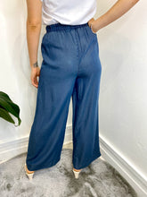 Load image into Gallery viewer, Calista Palazzo Pants