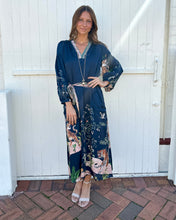 Load image into Gallery viewer, Machali Maxi Dress - Navy