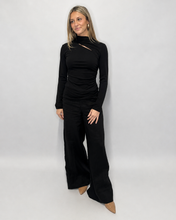 Load image into Gallery viewer, Cristina Cutout Top