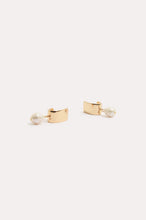 Load image into Gallery viewer, Baroque Pearl Drop Metal Hoop Earrings