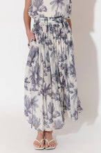 Load image into Gallery viewer, Adorne Logan Maxi Skirt - Toile Print