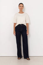 Load image into Gallery viewer, Athena Straight Leg Jean