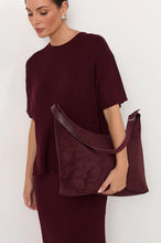 Load image into Gallery viewer, Wren Faux Suede Slouchy Tote