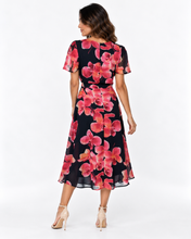 Load image into Gallery viewer, Avery Midi Dress