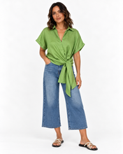 Load image into Gallery viewer, Baker Linen Shirt - Summer Green