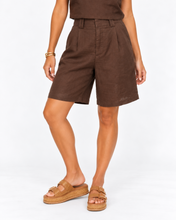 Load image into Gallery viewer, Luxe Linen Shorts - Chocolate