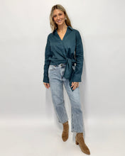 Load image into Gallery viewer, Gus Tie Front Shirt - Blue Lagoon