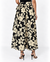 Load image into Gallery viewer, Cece Midi Skirt