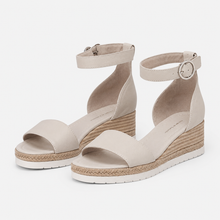 Load image into Gallery viewer, Idola Leather Sandals