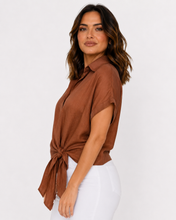 Load image into Gallery viewer, Baker Linen Shirt - Chocolate