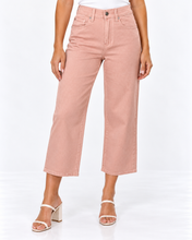 Load image into Gallery viewer, Avery Cropped Jean