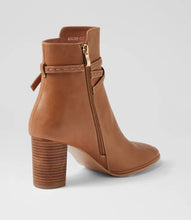 Load image into Gallery viewer, Adaire Leather Ankle Boots
