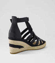 Load image into Gallery viewer, Pelony Leather Sandals