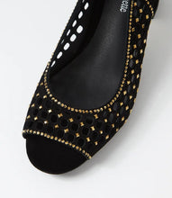 Load image into Gallery viewer, Jackey Jewel Suede Sandals