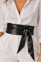 Load image into Gallery viewer, Strozzi Leather Belt