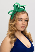 Load image into Gallery viewer, Mel Racewear Fascinator