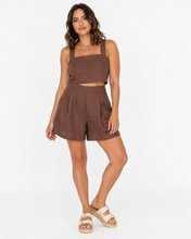 Load image into Gallery viewer, Flip Linen Shorts - Chocolate