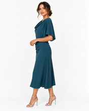 Load image into Gallery viewer, Genevieve Midi Dress
