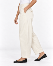 Load image into Gallery viewer, Hollis Barrel Leg Pant