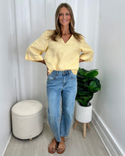 Load image into Gallery viewer, Toni Barrel Jeans