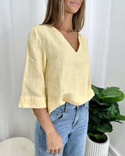 Load image into Gallery viewer, Andrea Linen Top