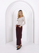 Load image into Gallery viewer, Toni Barrel Corduroy Jeans - Brunette
