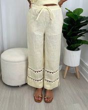 Load image into Gallery viewer, Edith Ric Rac Trim Crop Pants