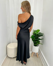 Load image into Gallery viewer, Hermosa Maxi Dress