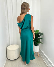 Load image into Gallery viewer, Hermosa Maxi Dress