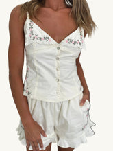 Load image into Gallery viewer, Daisy Embroidery Top