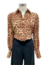 Load image into Gallery viewer, Fleetwood Blouse - Leopard