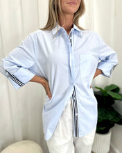 Load image into Gallery viewer, Stripe Trim Shirt