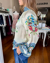 Load image into Gallery viewer, Ruby Yaya Garcia Shirt - Cream &amp; Navy