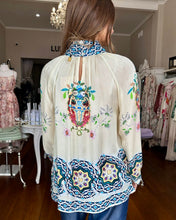 Load image into Gallery viewer, Ruby Yaya Garcia Shirt - Cream &amp; Navy