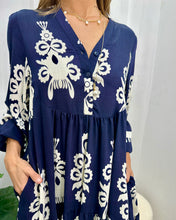 Load image into Gallery viewer, Benedita Midi Dress