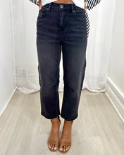 Load image into Gallery viewer, Toni Barrel Jeans - Black