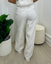 Load image into Gallery viewer, Alessia Contrast Stitch Lined Linen Pants