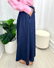 Load image into Gallery viewer, Aspyn Lightweight Midi Skirt