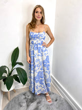 Load image into Gallery viewer, Voyage maxi Dress