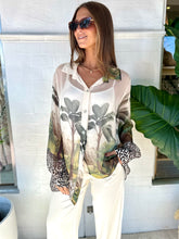 Load image into Gallery viewer, Dolci Palma Silk Shirt