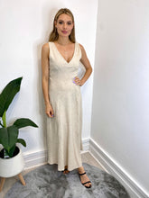Load image into Gallery viewer, Styler Maxi Dress