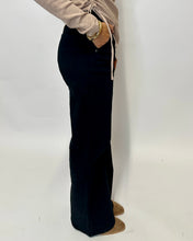 Load image into Gallery viewer, Shirley Jeans