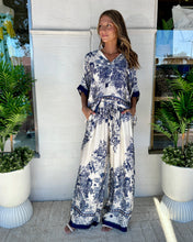 Load image into Gallery viewer, Meridian Silky Pants