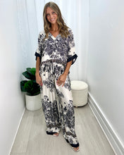 Load image into Gallery viewer, Meridian Silky Shirt