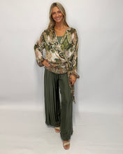 Load image into Gallery viewer, Faustina Straight Leg Silk Pants