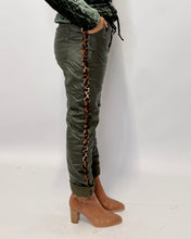 Load image into Gallery viewer, Leopard Vegan Leather Jogg Pants