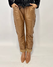 Load image into Gallery viewer, Leopard Vegan Leather Jogg Pants