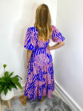 Load image into Gallery viewer, Giselle Maxi Dress
