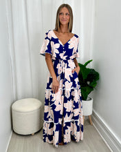 Load image into Gallery viewer, Brutta Maxi Dress